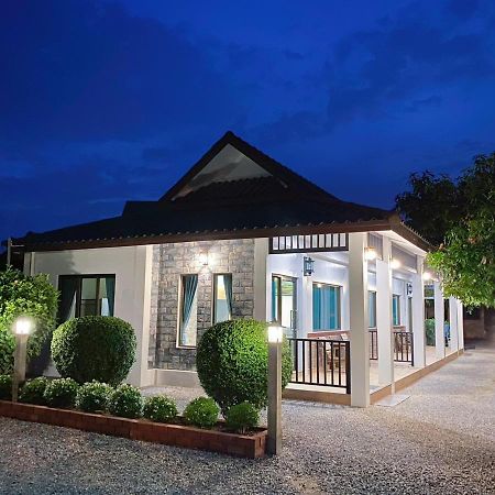 Sanaepatan Home Resort - เสน่ห์ป่าตาล โฮม รีสอร์ต Ban Buak Khang ภายนอก รูปภาพ